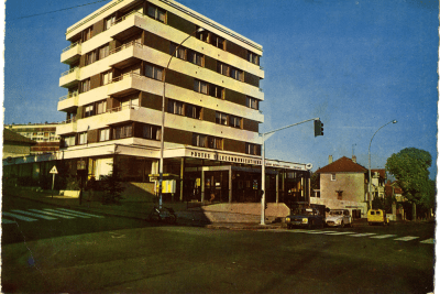 Immeuble de la Poste de Fresnes - Agrandir l'image 7 sur 12, fenêtre modale